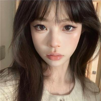 笼中女囚